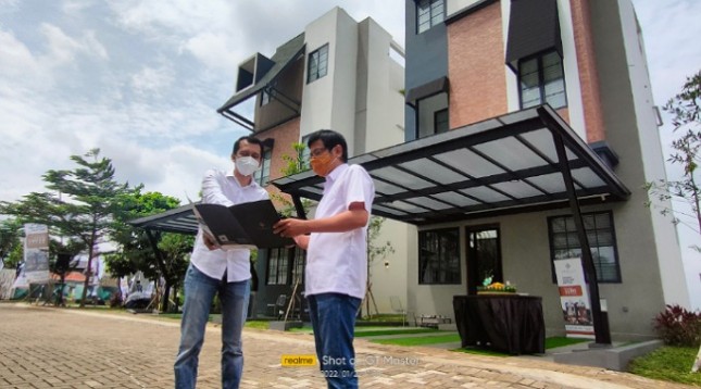 SYNTHESIS DEVELOPMENT HADIRKAN MATTLIG SYNTHESIS HUISPERKENALKAN MATTLIG, SYNTHESIS HADIRKAN RUMAH TIGA LANTAI SEHARGA RP2,3 MILIAR DI SYNTHESIS HUIS