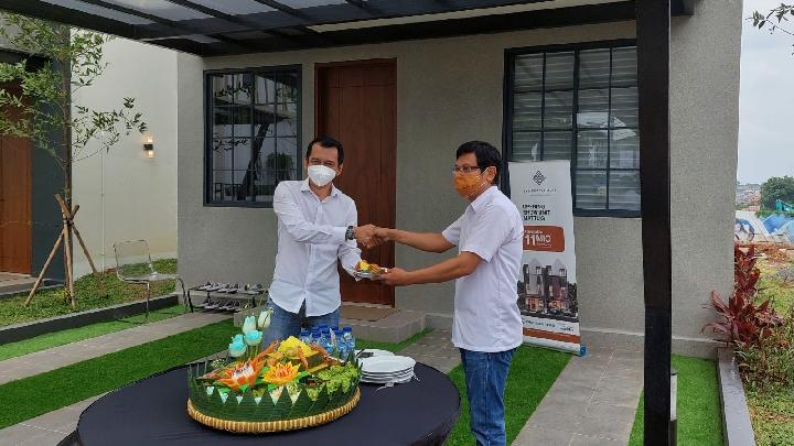 SYNTHESIS HUIS KEMBALI RILIS RUMAH TIPE 3 LANTAI: MATTLIG